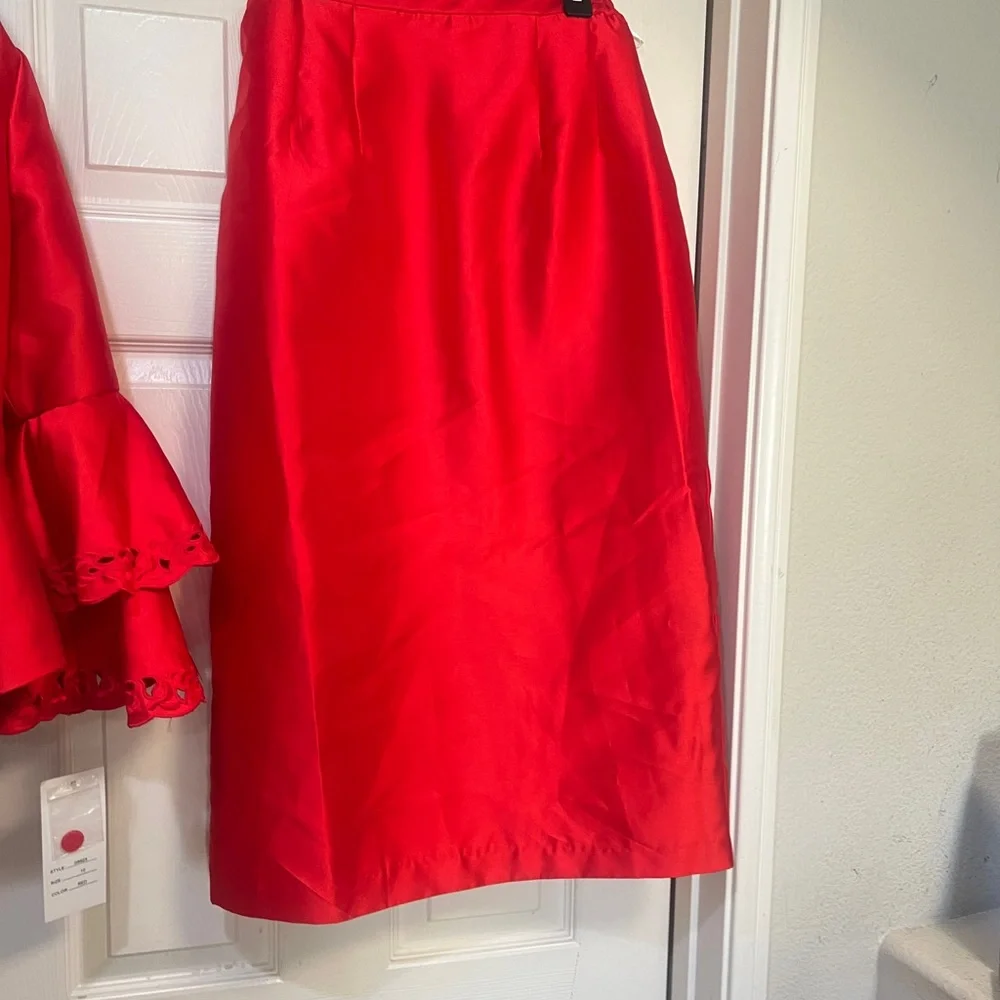 GMI 3 piece red  floral embroidered skirt suit church formal wedding 10‎ chic